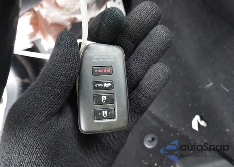 2019 Lexus Is 350 z USA, uszkodzony, nr VIN JTHCZ1D24K5016923